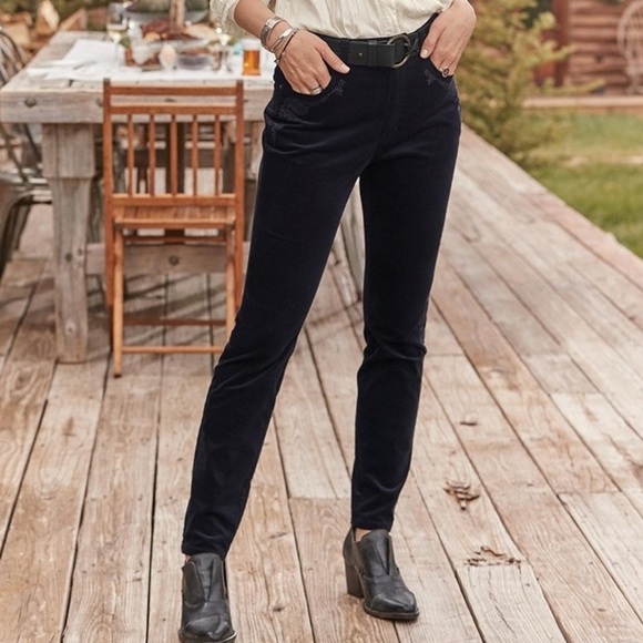 Sundance Velveteen Jeans Black Size 6 Stretch Velvet Quiet Luxury Academia Mod - Picture 15 of 16